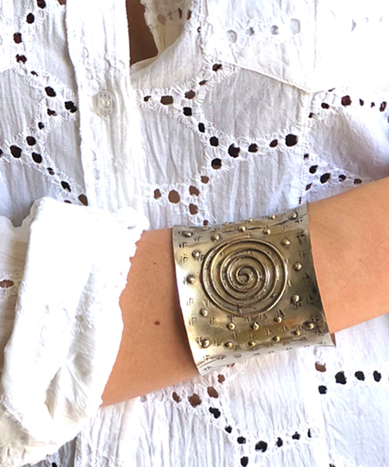 bracelet-jonc-spirale-argente Editions LESSisRARE Bijoux