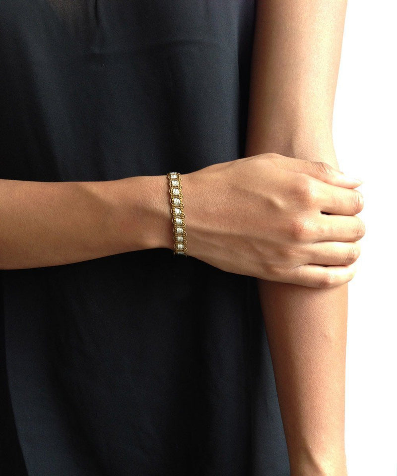 Bracelet Broderie serpentin créateur Bracelet Editions LESSisRARE Bijoux