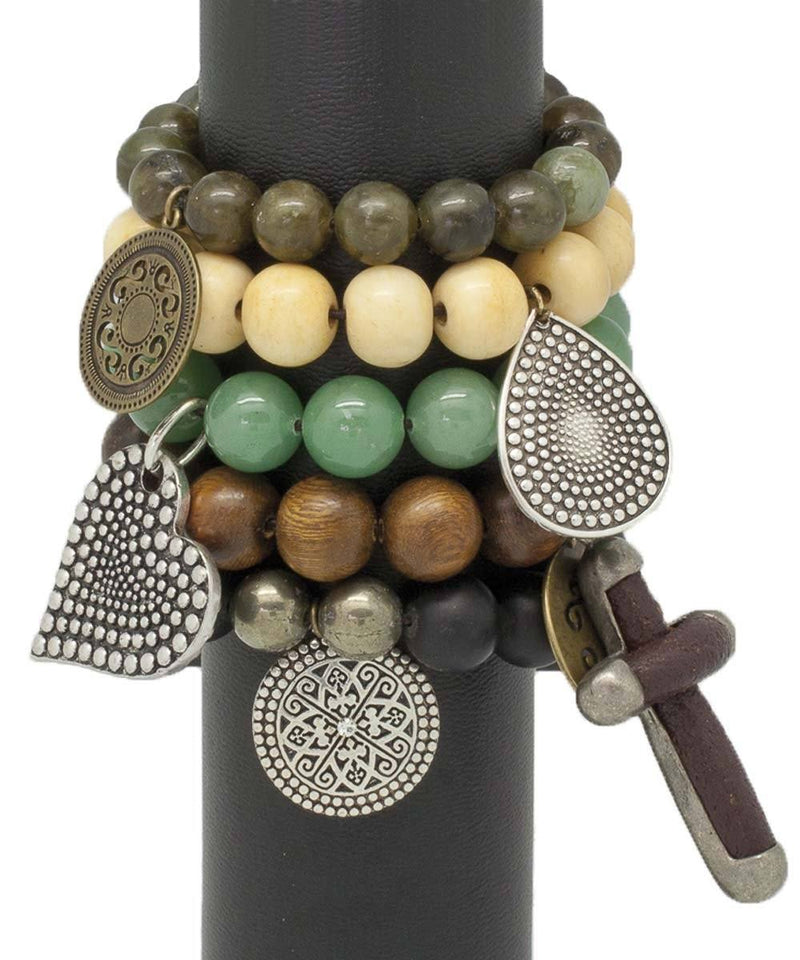 editions-lessisrare-bijoux-bracelet-lhassa-en-onyx-noir-mat-pyrites-de-fer-et-charm Editions LESSisRARE Bijoux