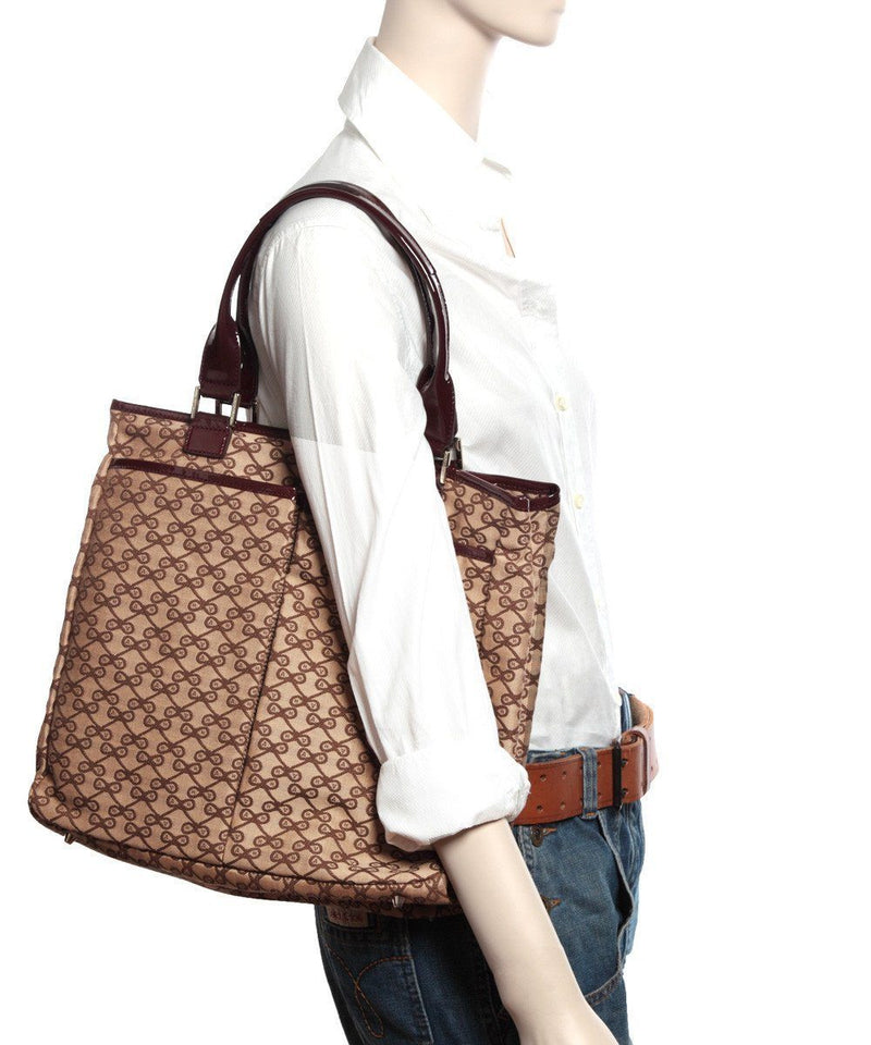 anya-hindmarch-sac-cabas-nevis-en-toile-logo-marron