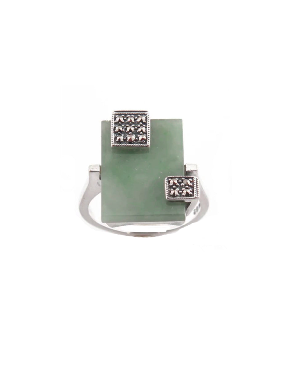 Bague art déco rectangle jade en argent et marcassites