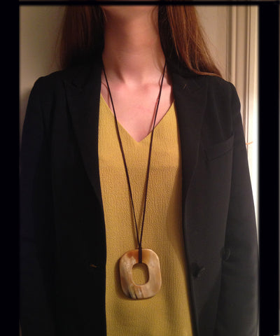 Pendentif corne Cercle - Editions LESSisRARE Bijoux