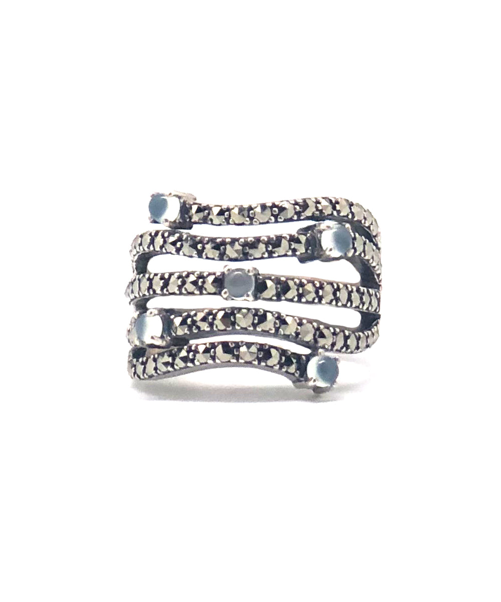 Bague art déco  en argent et marcassites et agates bleues