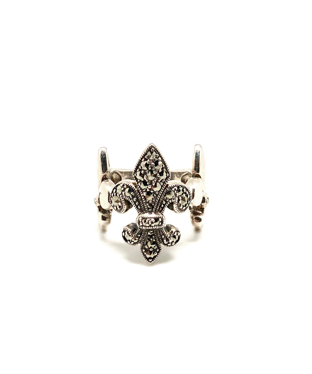 Bague marcassites Fleur de Lys en argent