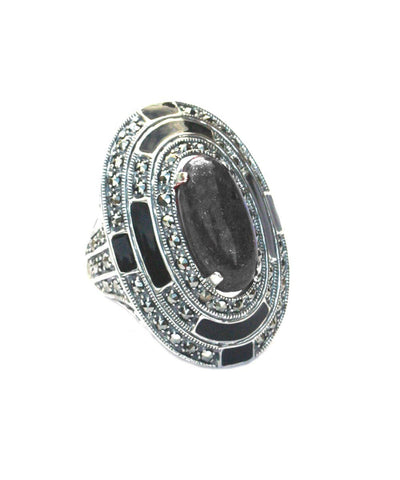 Oval onyx ring in marcasites and silver art deco designer