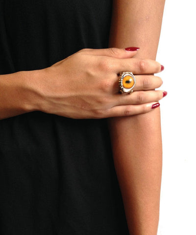 Bronze snake eye ring - Creative Orange Ring worn