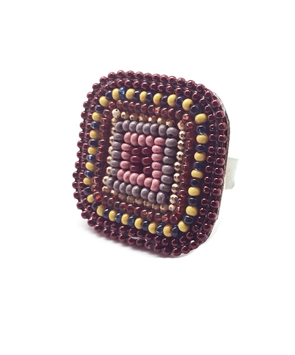 grosse-bague-carrée-bordeaux Editions LESSisRARE Bijoux