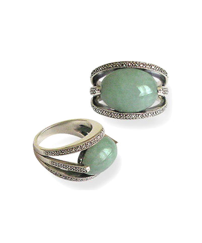 Oval art deco jade ring in silver 925 and marcasites