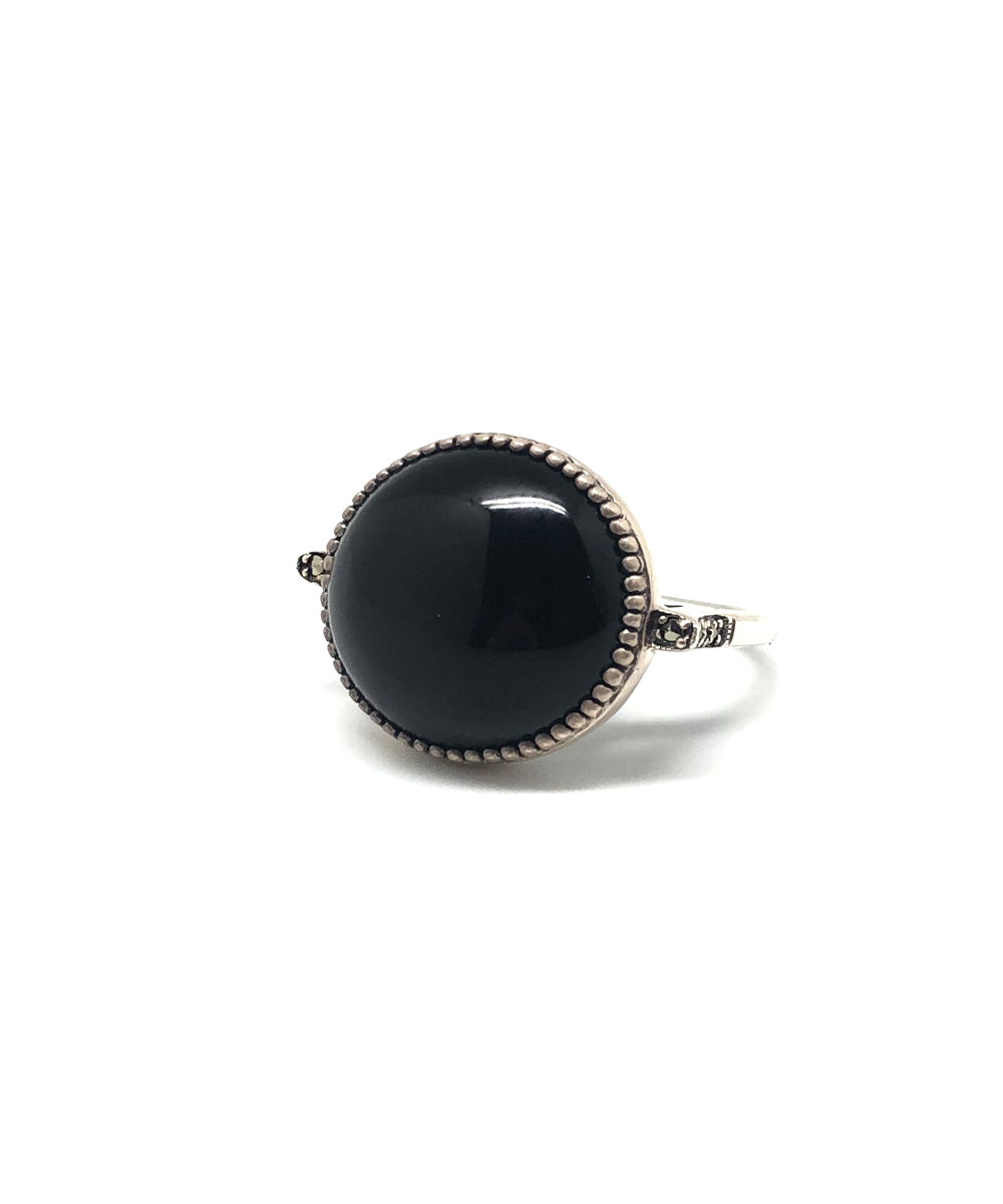 Bague onyx ronde art deco en argent