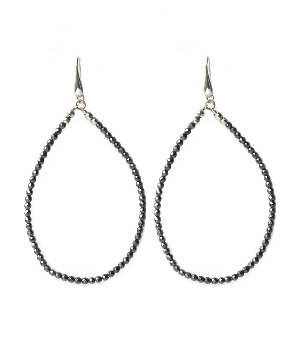 fonsi-longues-boucles-doreilles-creoles-en-hematites