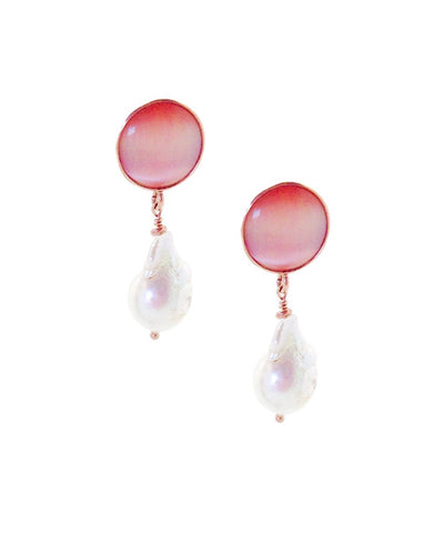 baroque pearl and rose quartz earrings Editions LESSisRARE Perles