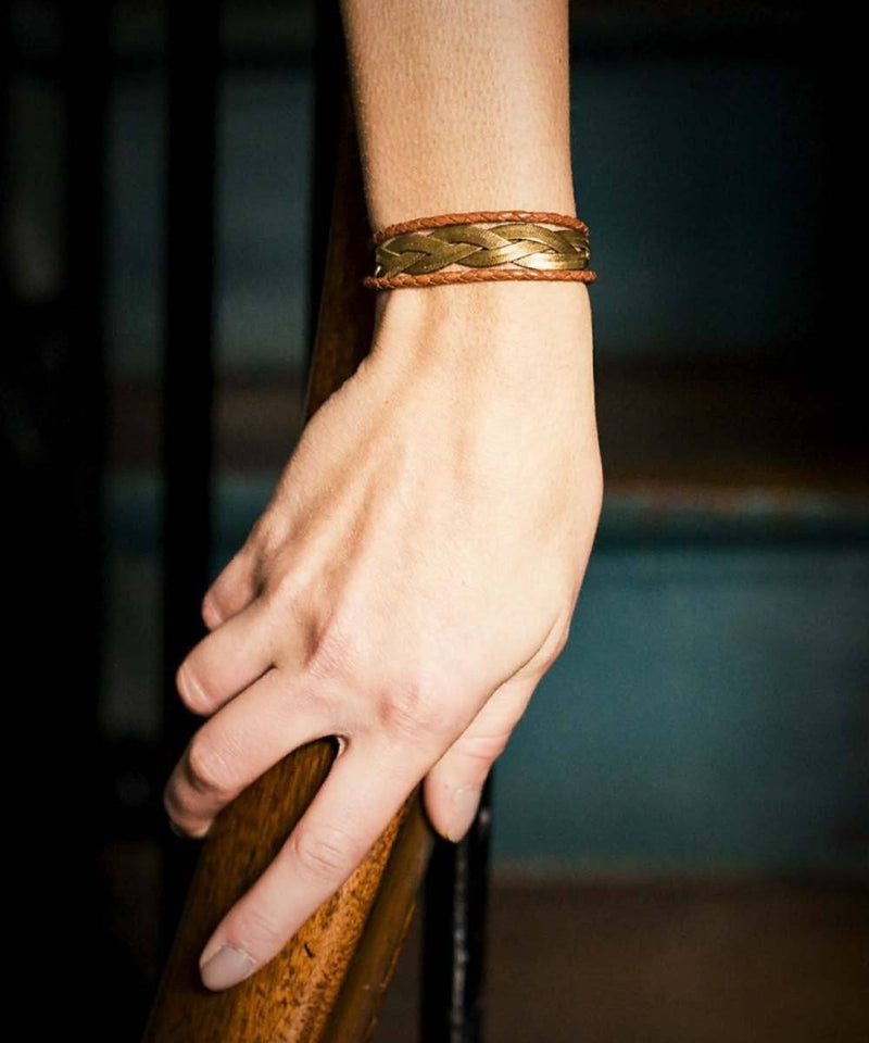 Triple twisted bracelet in golden brass - Coralie de Seynes