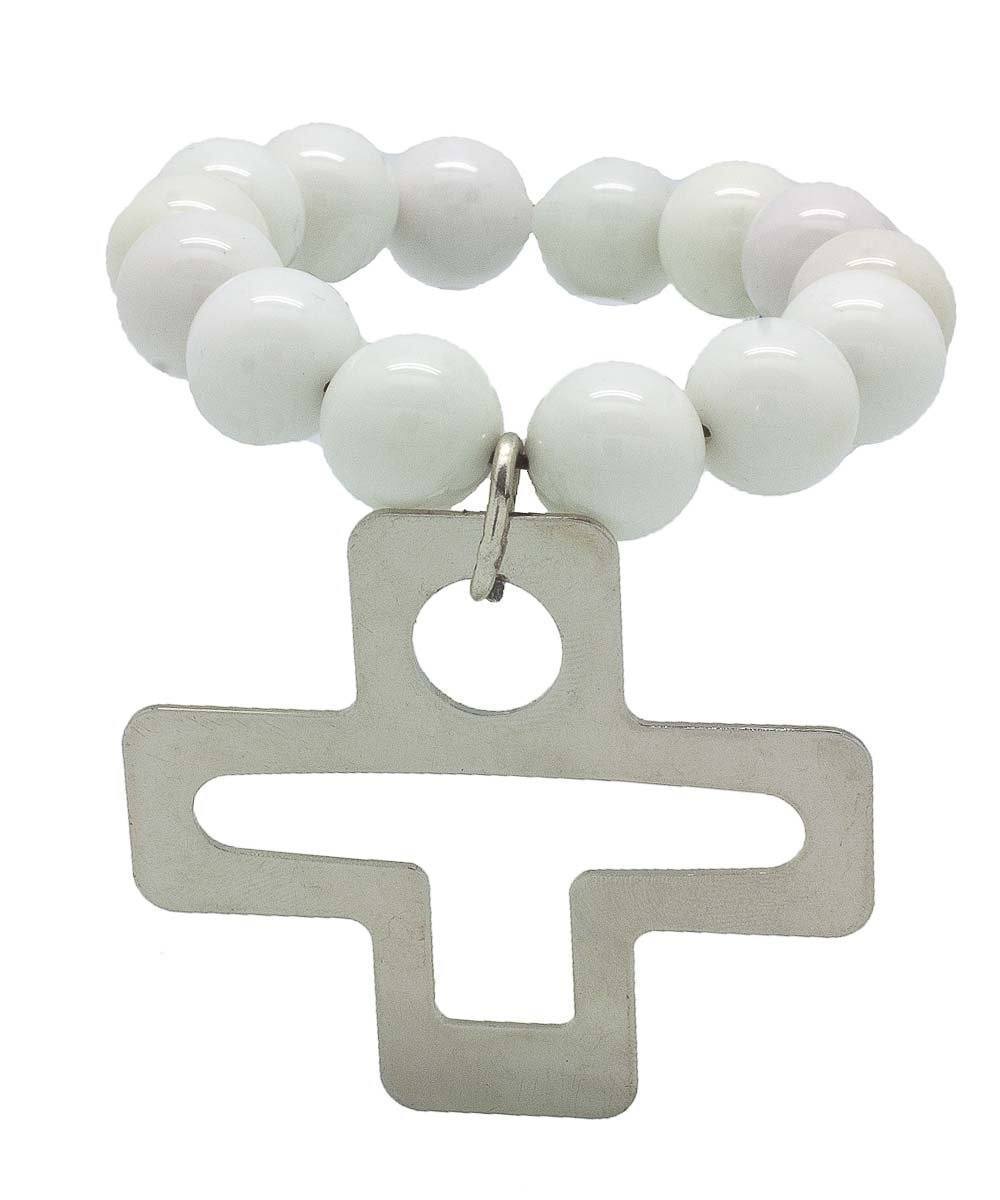 Bracelet perles blanches et grand pendentif croix - Editions LESSisRARE Bijoux