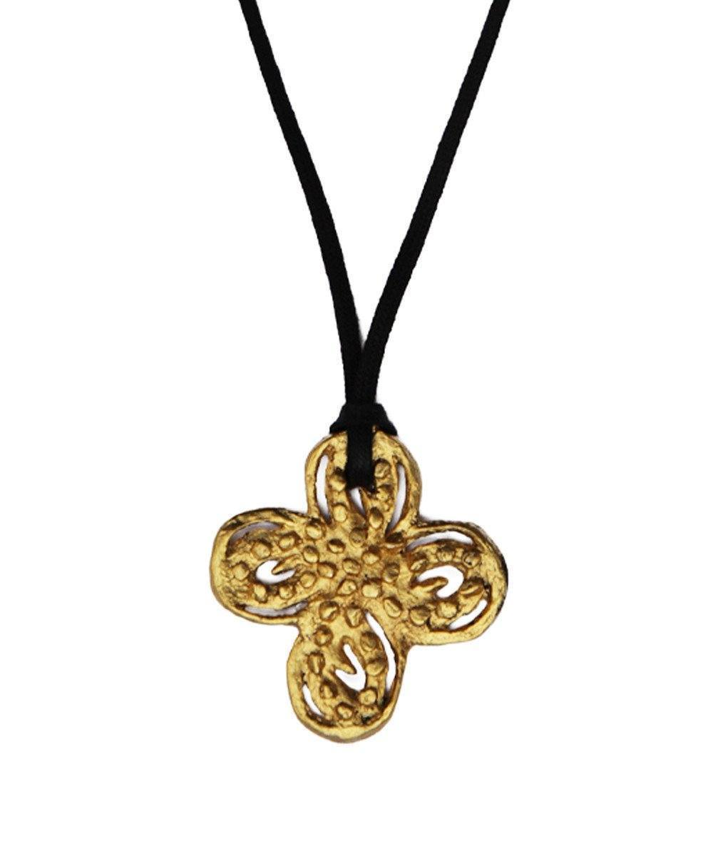 carole-saint-germes-collier-pendentif-trefle-porte-bonheur-dore