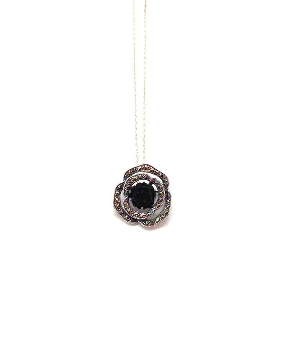 metron-pendentif-rose-en-onyx-argent-et-marcassites