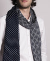 Scarf-pattern-blue-for-men Editions LESSISRARE worn 1