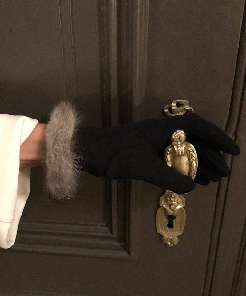 gloves-fur-edged-mink-gray Editions LESSisRARE