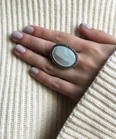 large mother-of-pearl and silver cabochon ring
